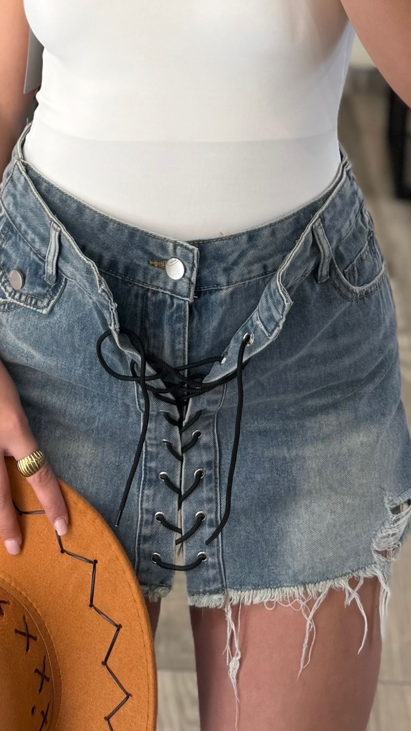 SHORTS CANDY